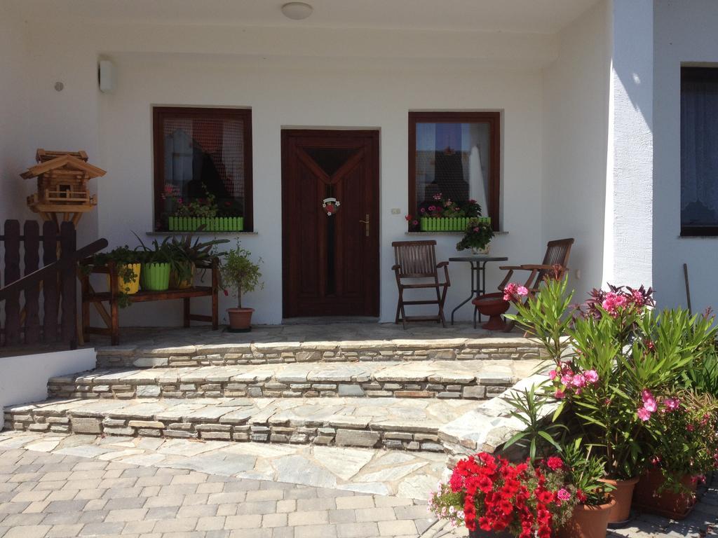 Hotel Pension Anna Rust Exterior foto